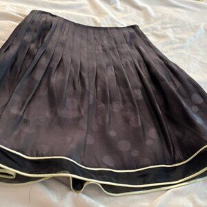 Kay Unger NEW YORK soft tulle over satin skirt